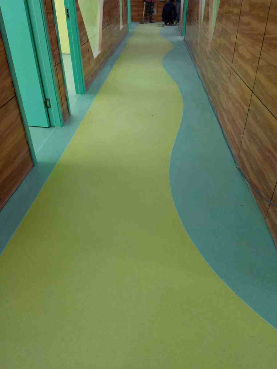 珙縣 pvc塑膠地板 遂寧地膠 無(wú)塵車間木紋運(yùn)動(dòng)地膠